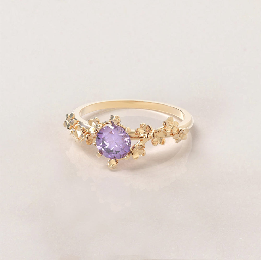 Unique Flowers Engagement Ring No.6 Version 2 in Yellow Gold - Amethyst