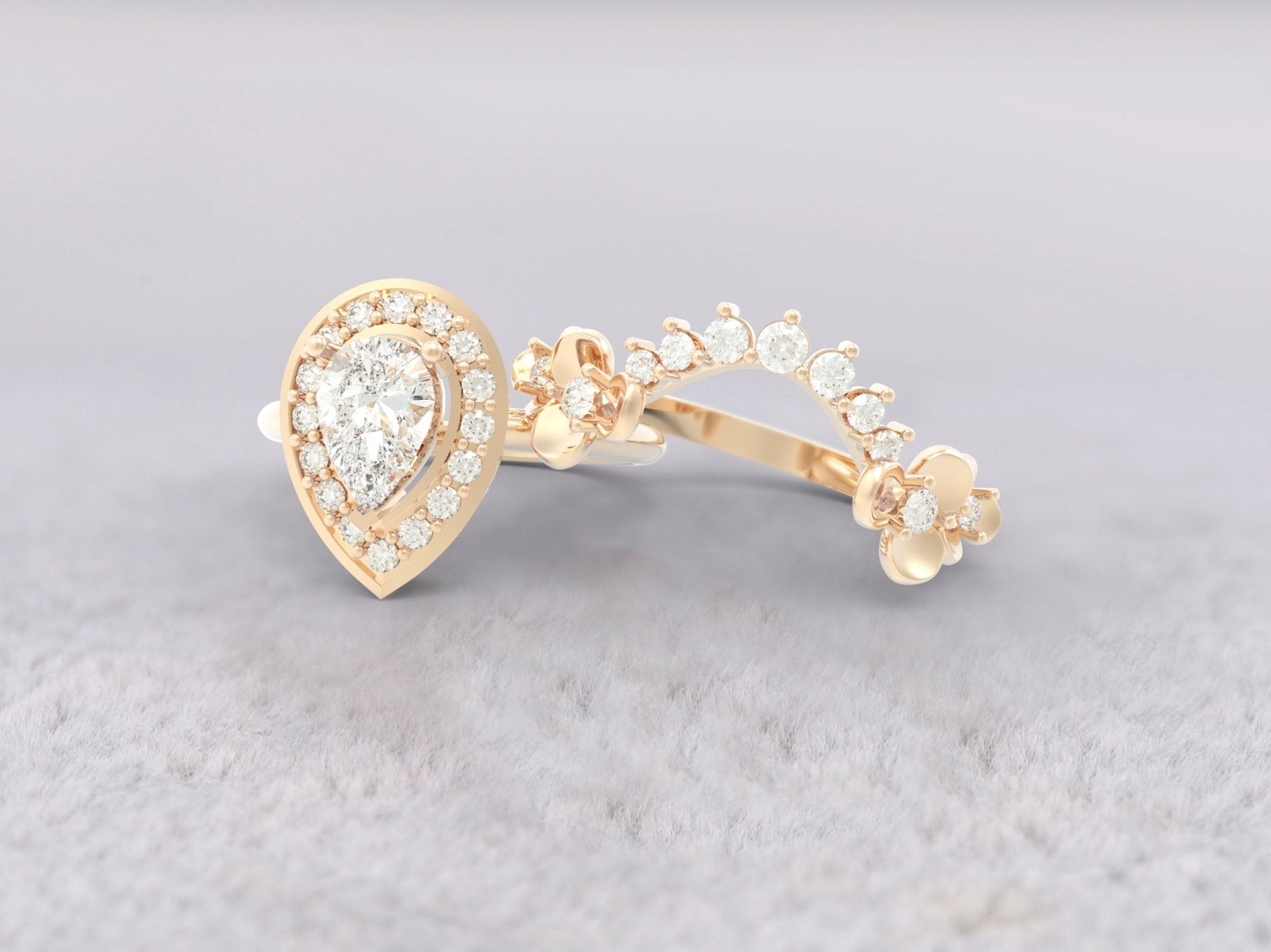 Unique Fancy Floral Tiara Ring Set No.73 in Yellow Gold - Diamond/Moissanite - Roelavi