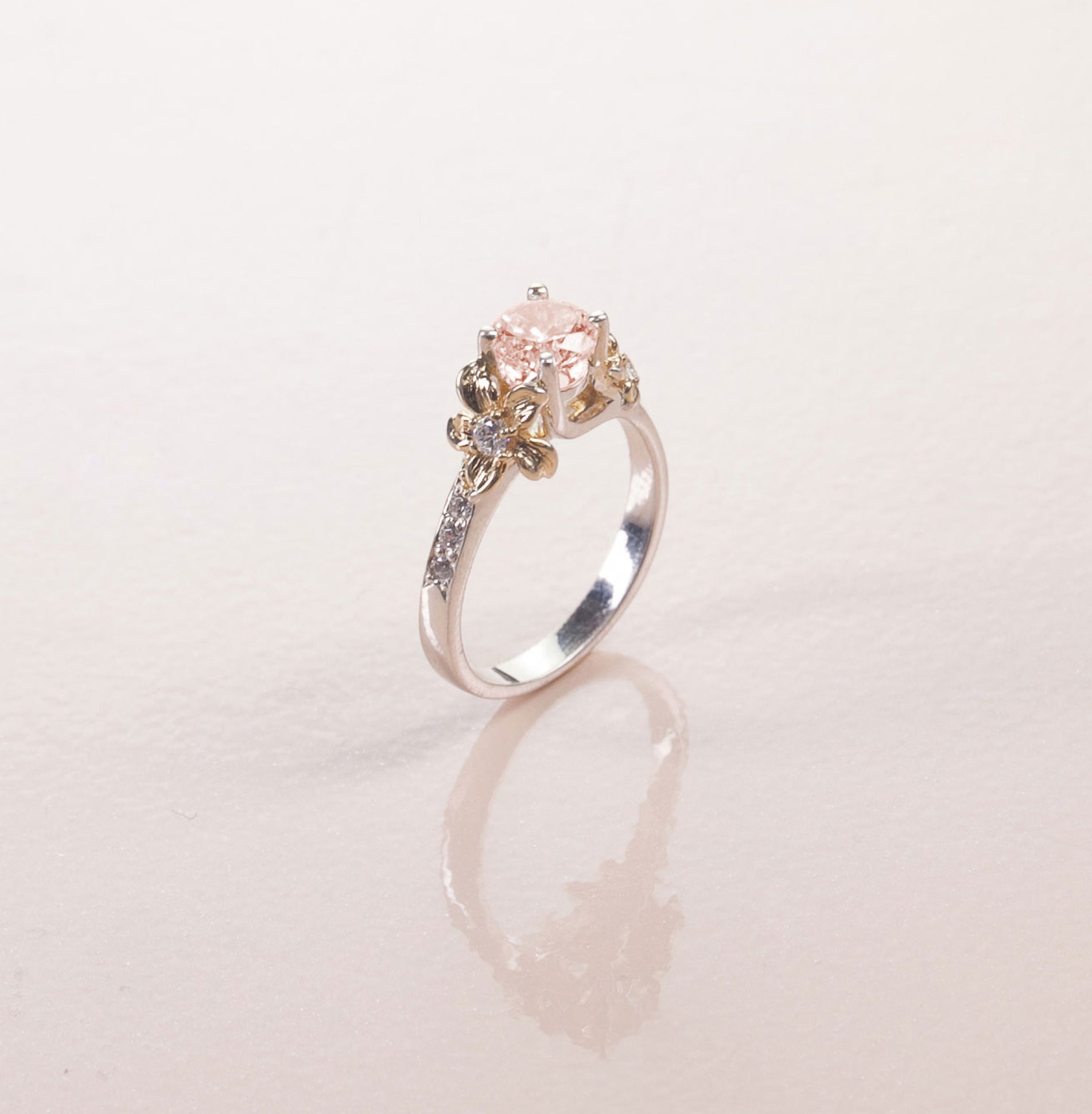 Unique Flower Engagement Ring No.1 White Band/Yellow Flower Gold - Morganite - Roelavi