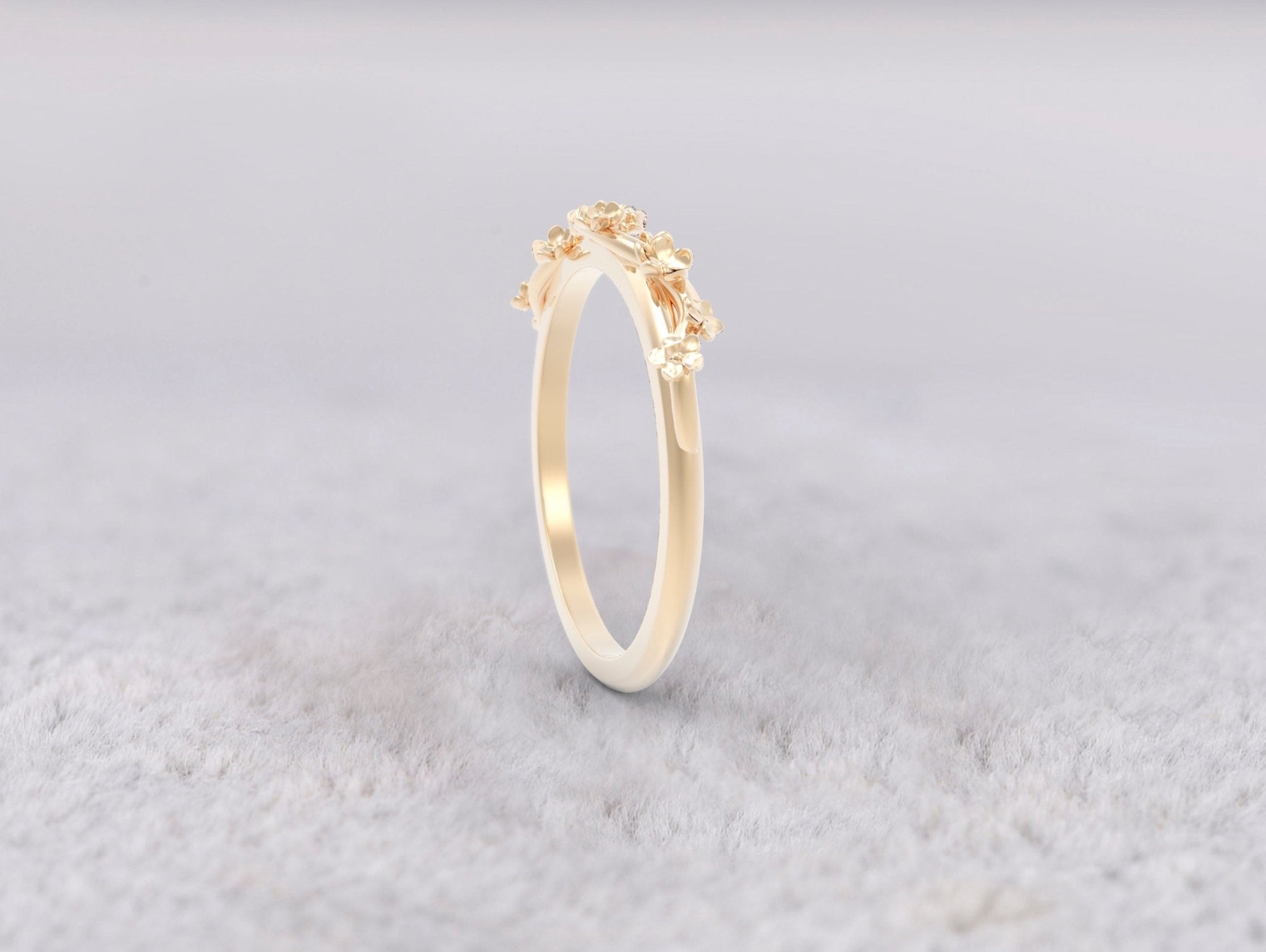 Unique Flowers and Buds Wedding Ring No.69 in Yellow Gold - Roelavi