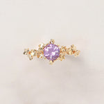 Unique Flowers Engagement Ring No.6 Version 2 in Yellow Gold - Amethyst - Roelavi