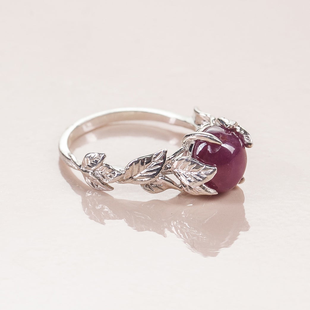 Unique [Rare Edition] Leaves Branch Engagement Ring in White Gold - Star Ruby - Roelavi