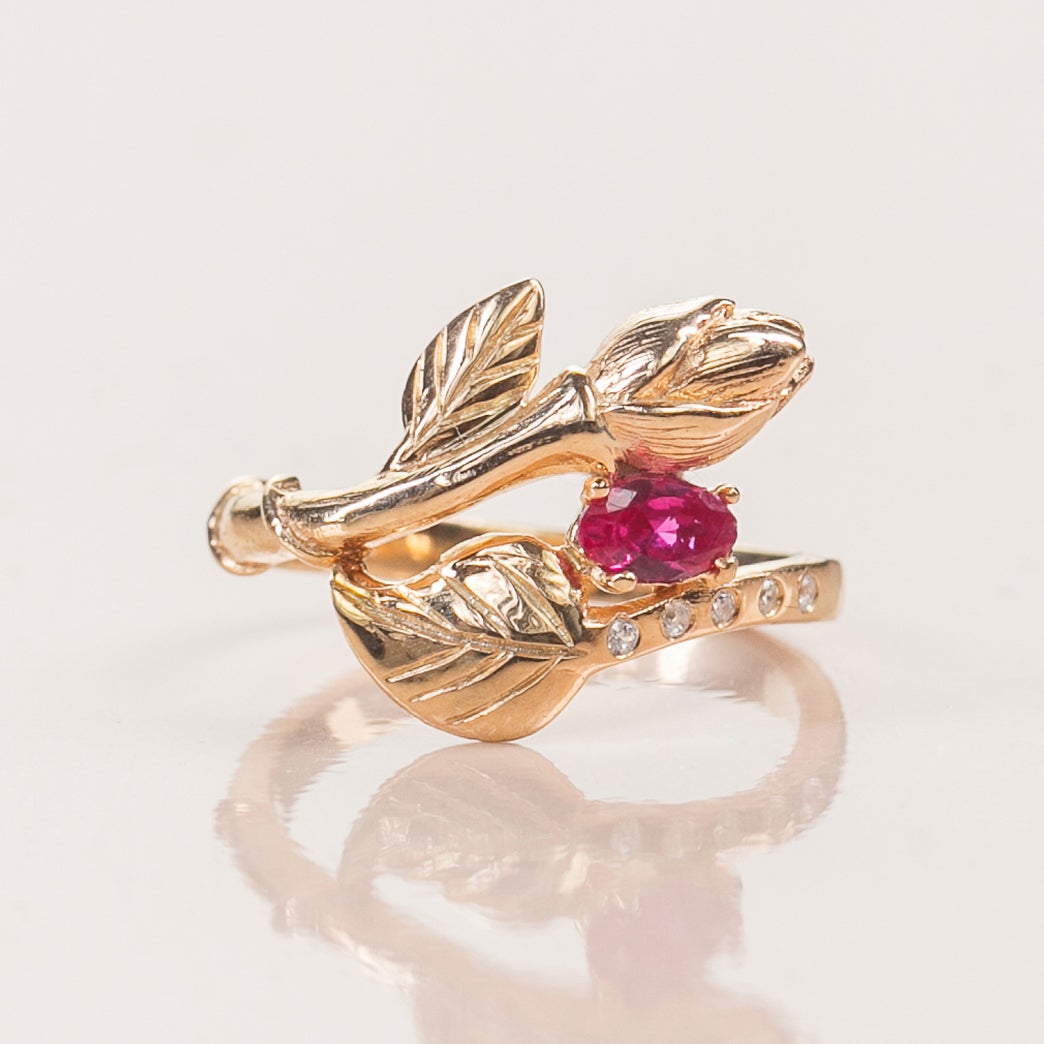 Unique Rosebud Engagement Ring No.1 Yellow Gold - Ruby (July Birthstone) - Roelavi