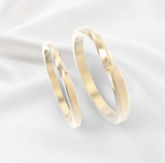 Unique Twisted Wedding Ring Set No.58 in Yellow Gold